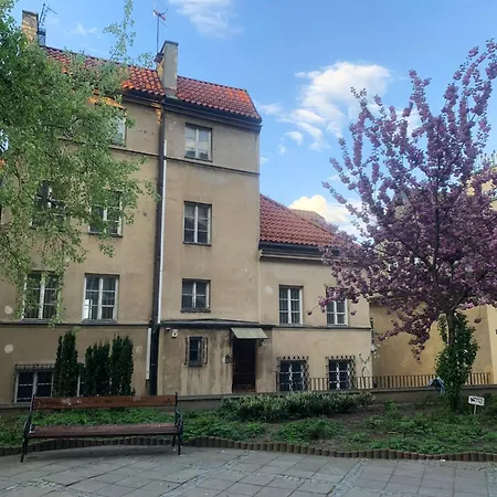 Vintage Boutique Old Town Apartment